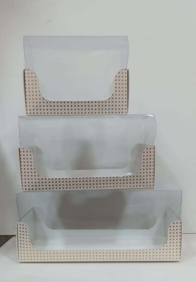 Caja de pastel transparente personalizada