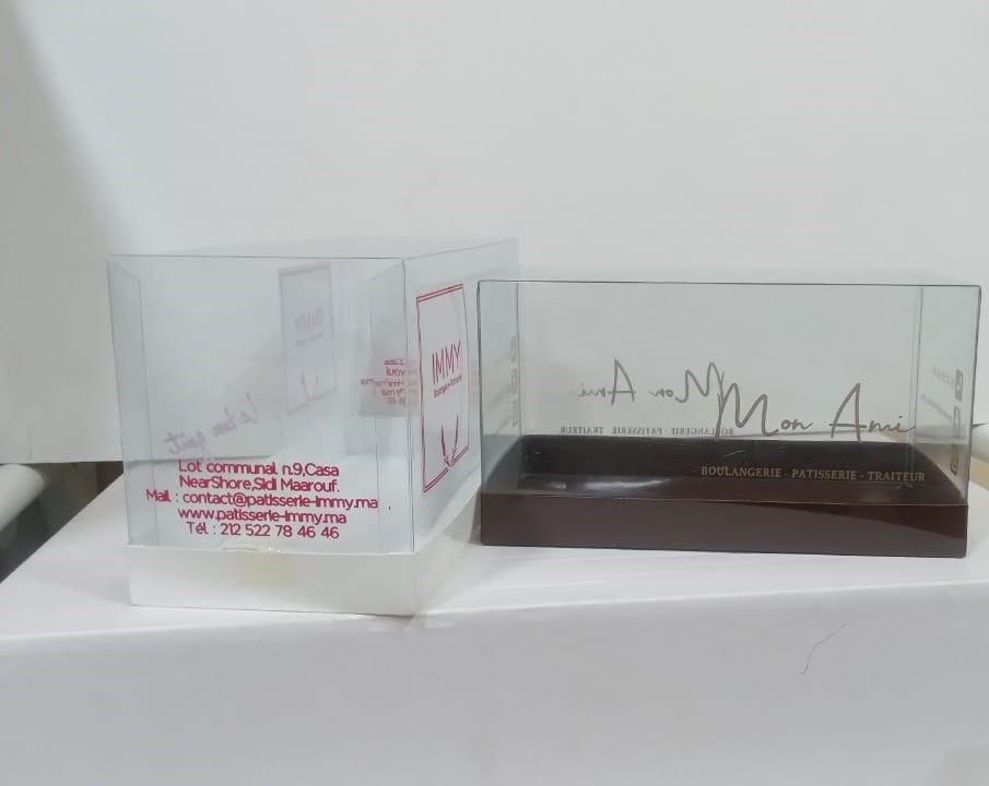 Personalized transparent cake box