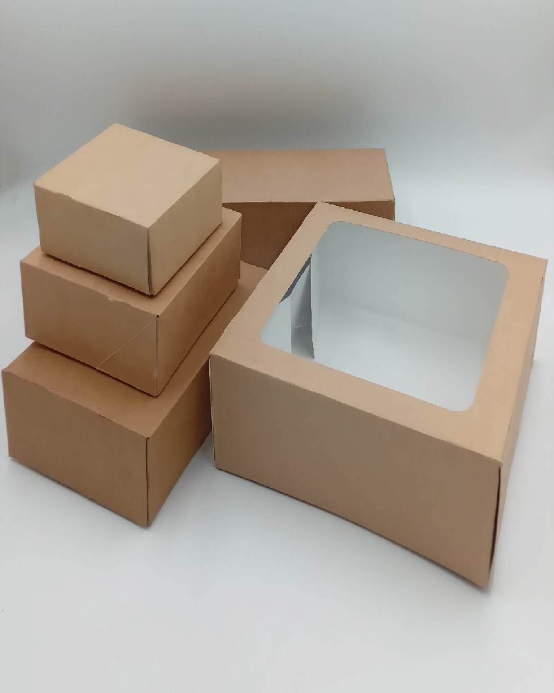 Pack of 50 standard height kraft boxes with window